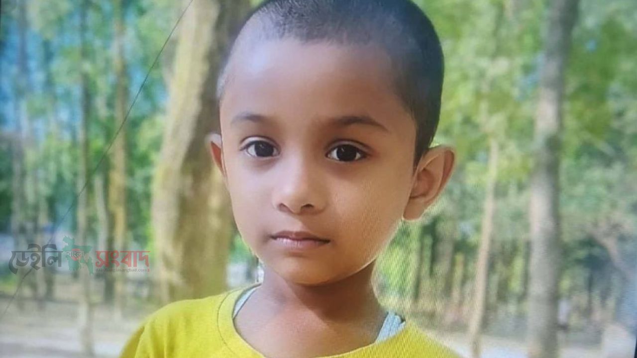 গাজীপুরে তাকওয়া মিনিবাস ও ট্রাকর সংঘর্ষে নিহত ২, আহত ১৫