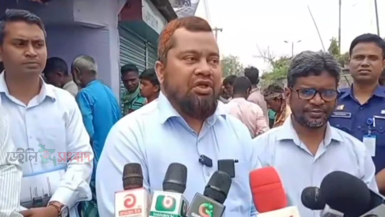 গাইবান্ধার বালাসীঘাটে চরাঞ্চলের ডিজেল সংকট নিরসনে বিক্রয় কেন্দ্রের উদ্বোধন