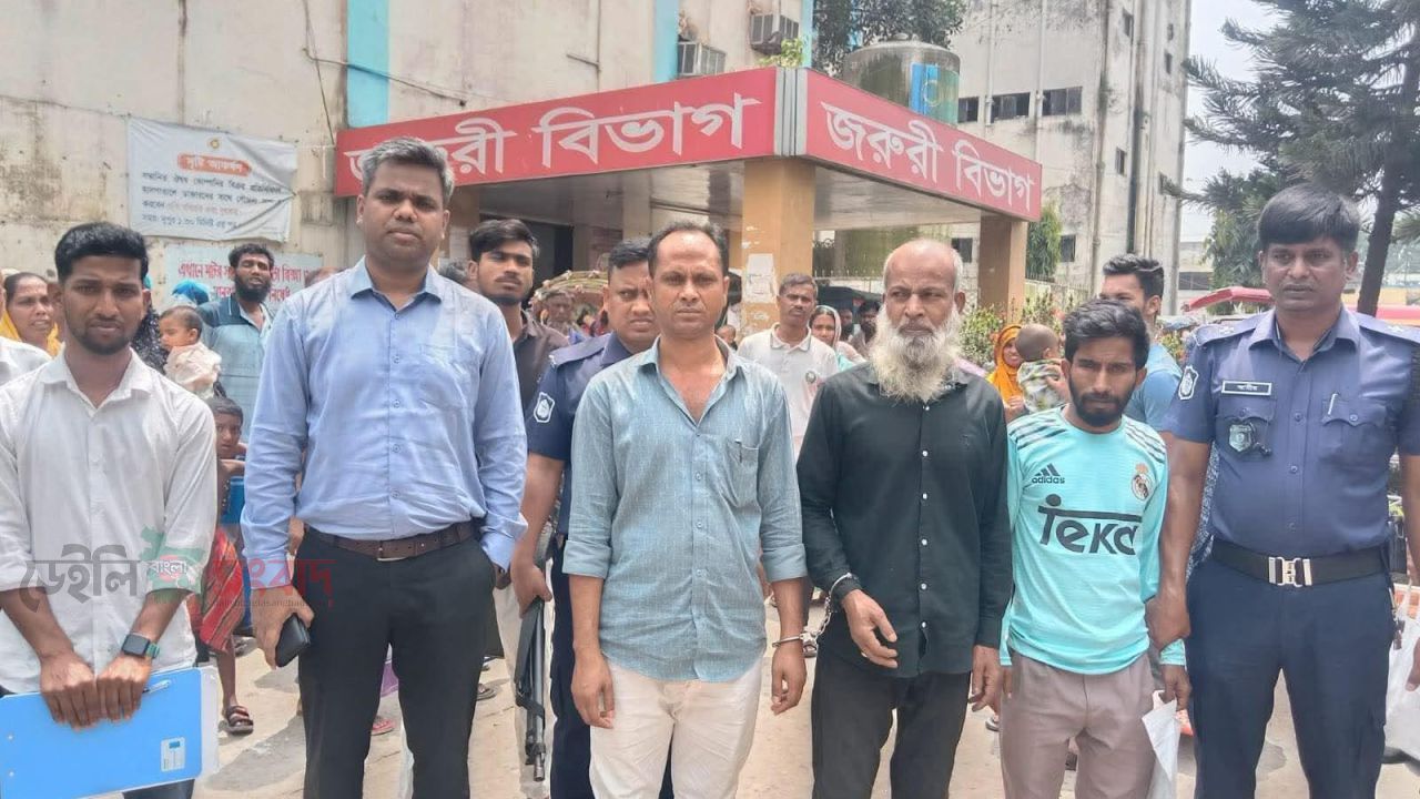 জামালপুর ২৫০ শয্যা জেনারেল হাসপাতালে দালালবিরোধী অভিযান, ৩ জনের কারাদণ্ড