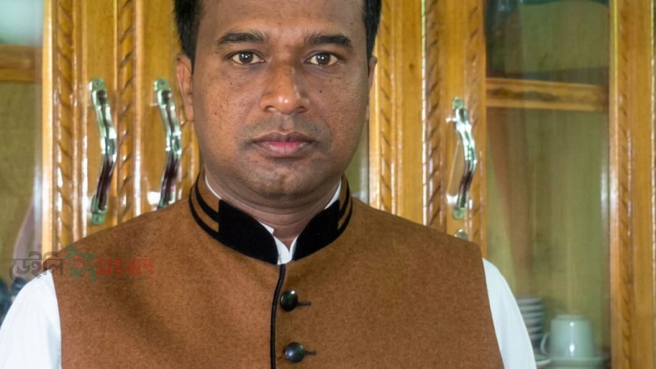 কালিয়াকৈরে এসএসসি কেন্দ্র সচিব নিয়ে বিতর্ক, ভারপ্রাপ্ত প্রধান শিক্ষক সিরাজুল ইসলাম এর বিরুদ্ধে 