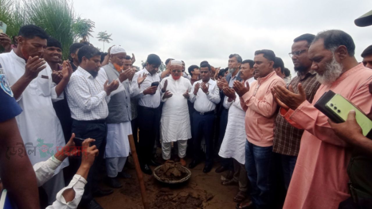পীরগঞ্জে সাড়ে ৩ কোটি টাকা ব্যয়ে ১৩ কিলোমিটার খাল পুনঃখনন কাজের উদ্বোধন