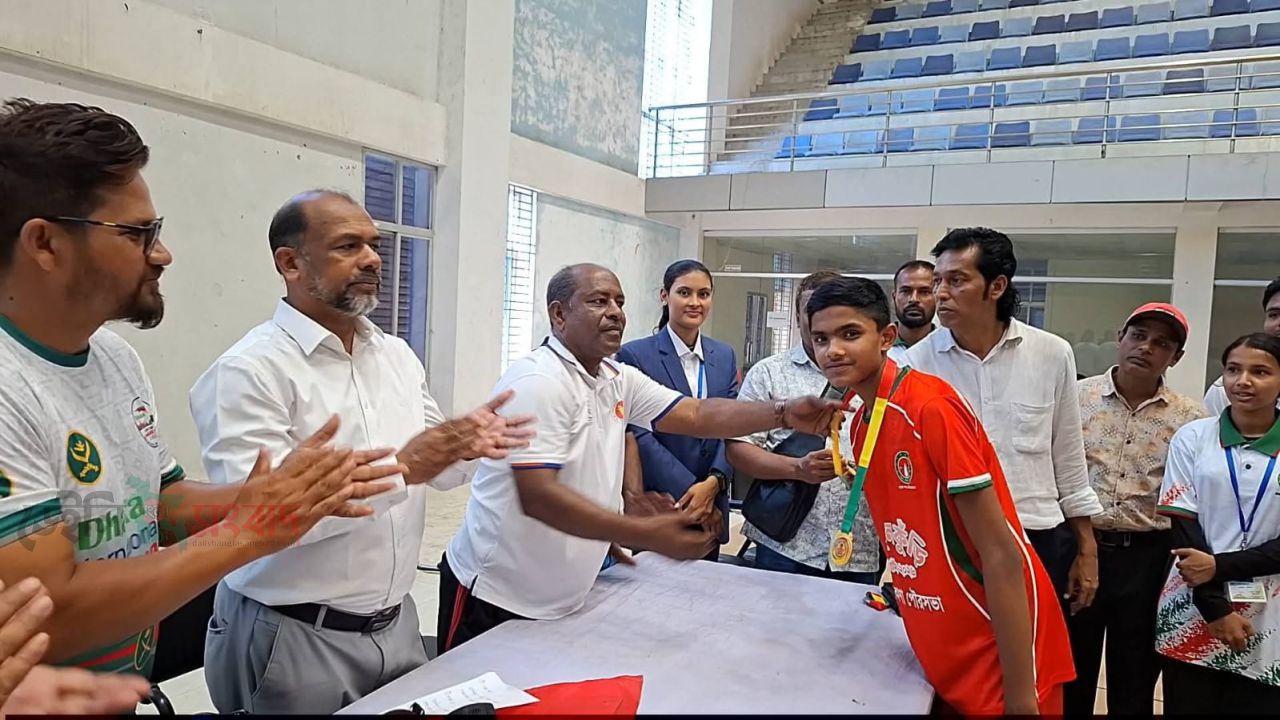 নেত্রকোণায় নতুন কুঁড়ি স্পোর্টস মার্শাল আর্ট (জুডো) প্রতিযোগিতায় পুরস্কার বিতরণ