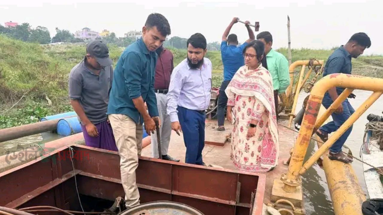ময়মনসিংহে অবৈধ বালু উত্তোলনের বিরুদ্ধে অভিযান, ১৭টি ড্রেজার বিকল