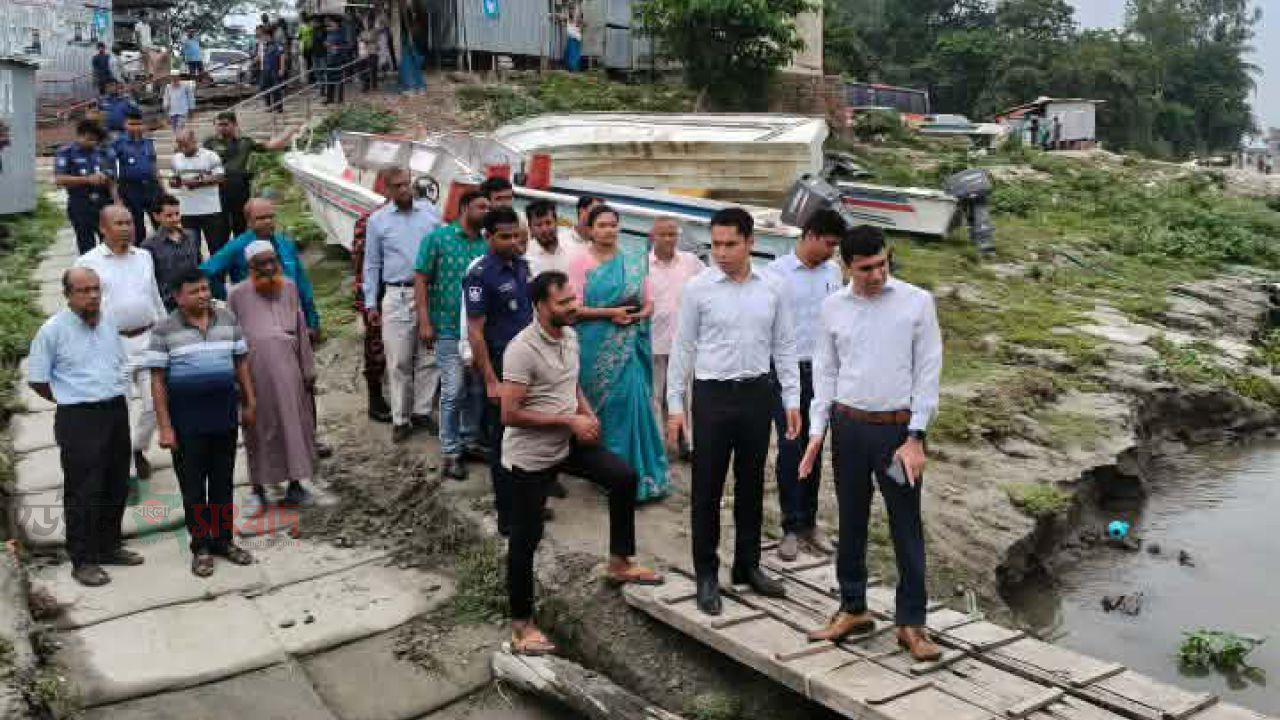 পাবনার কাজিরহাটে ঈদের নিরাপদ যাতায়াতে পাবনায় মতবিনিময় সভা
