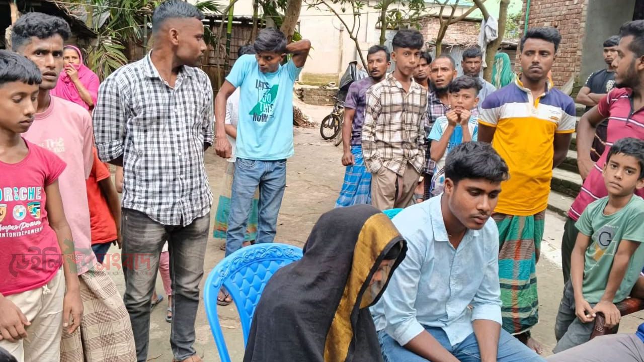 ১৪ মাসের সংসার ছেড়ে প্রেমিককে বিয়ে, ৬ দিনেই  সাবেক স্বামীর সাথে সংসার করার ইচ্ছা প্রকাশ