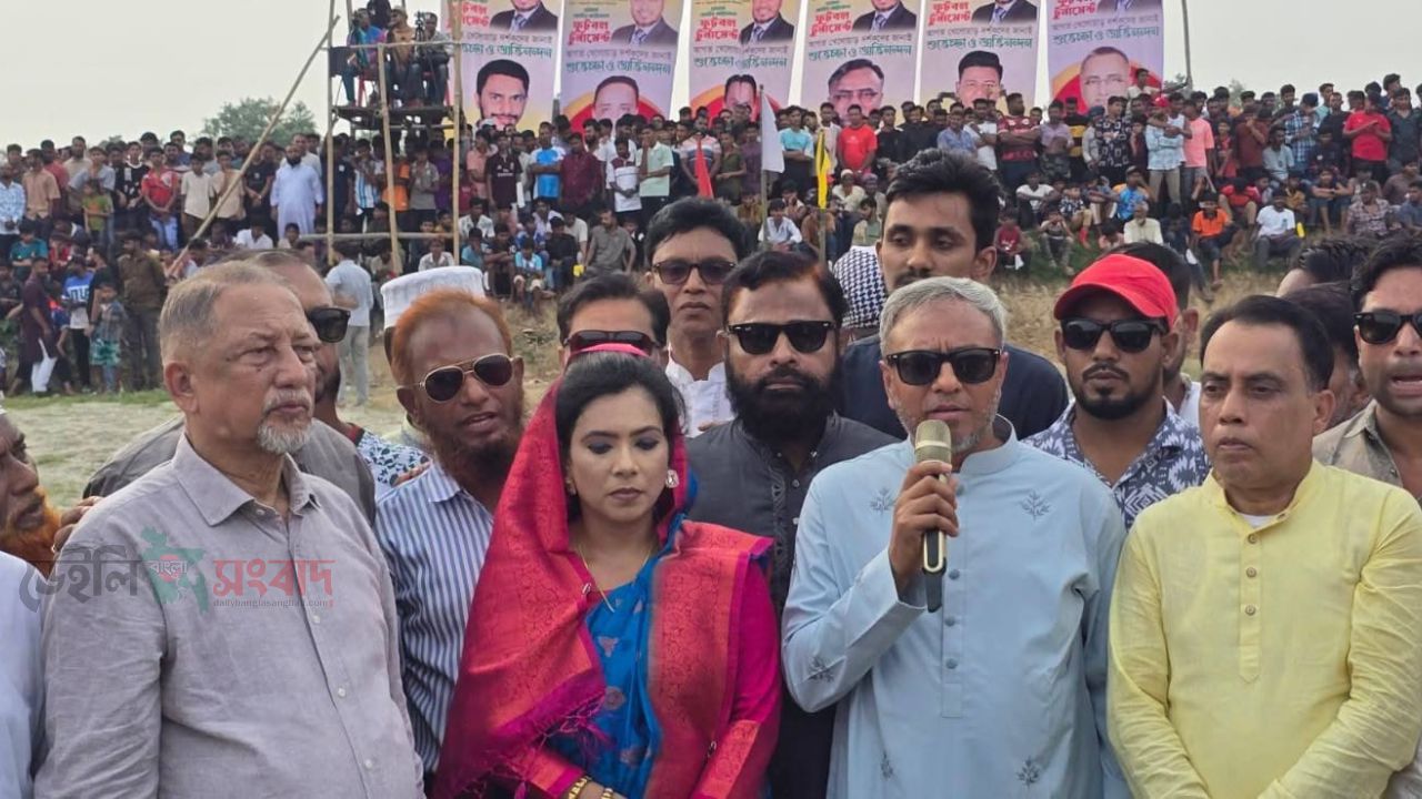 জমকালো আয়োজনে শেষ হলো কবীর আহমেদ ভূঁইয়া ডাবল মোটরসাইকেল ফুটবল টুর্নামেন্ট