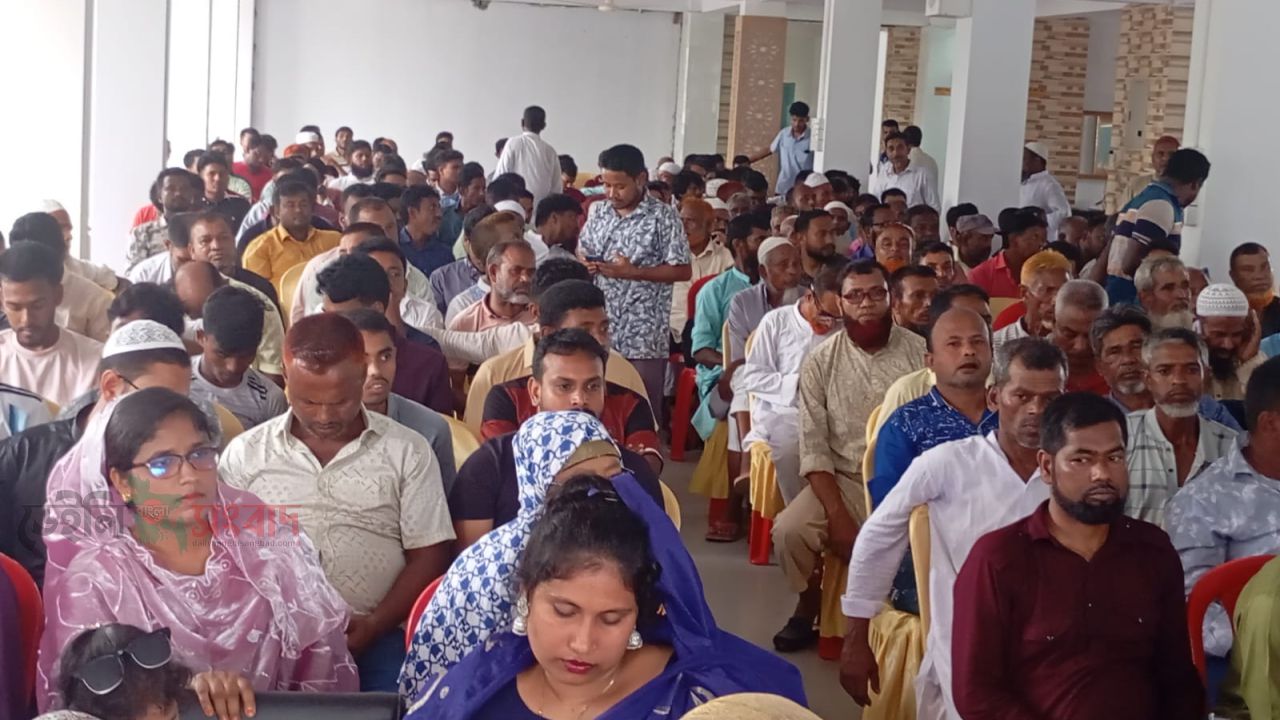 তেলের দাম বৃদ্ধি করে আপনারা মানুষের উপর অত্যাচার করছেন: ড. আতিক মুজাহিদ