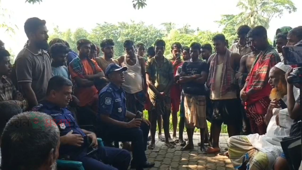 সুনামগঞ্জে দুই প্রবাসীর উদ্যেগে সদর থানার ‎ওসি রতন শেখ দিনমজুর সাজু,র বিষ প্রয়োগে হাস নিধনের খবরে আর্থিক সহায়তা প্রদান।