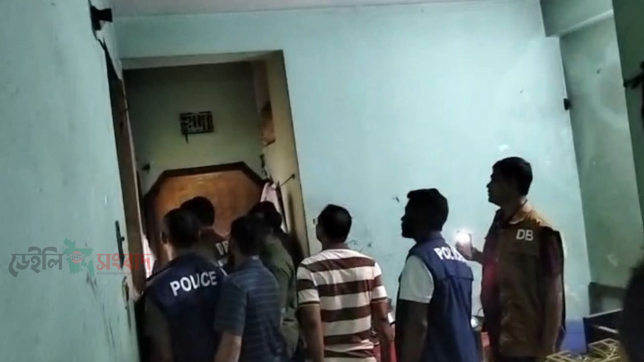 ব্রাহ্মণবাড়িয়া সদর থানা কর্তৃক মাদক বিরোধী অভিযান,মাদক ও মাদক বিক্রয়ের নগদ অর্থসহ ০২ জন গ্রেফতার: