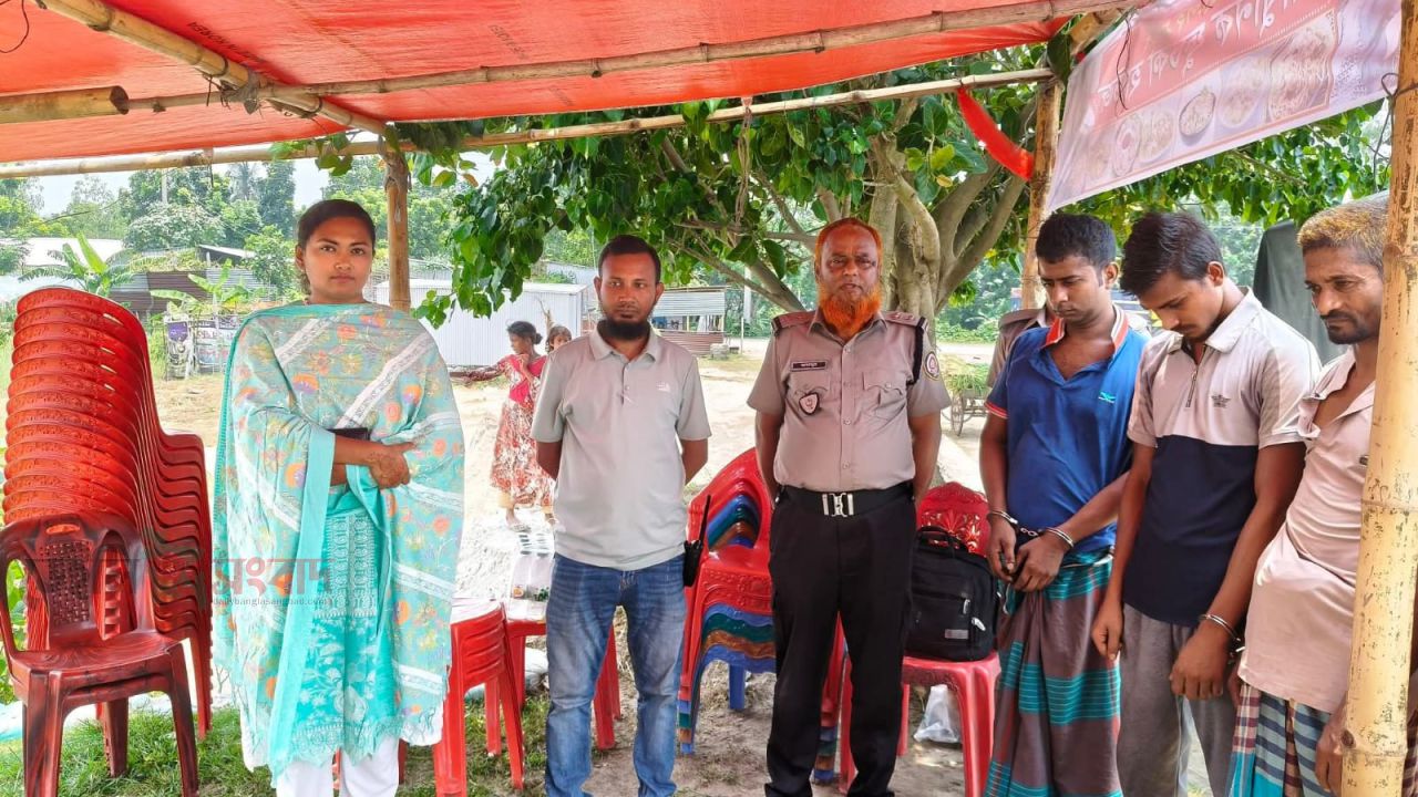 বেড়ায় মাদকের বিরুদ্ধে অভিযান: ৪ মাদক ব্যবসায়ী ও সেবনকারীকে কারাদণ্ড