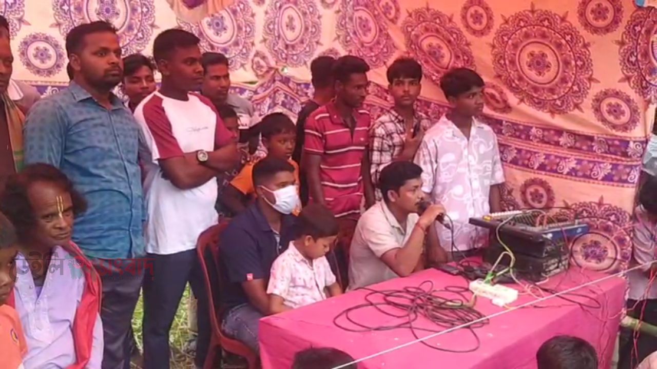 সামড়াতে অনুষ্ঠিত হলো ঐতিহ্যবাহী মন্ডপ খেলা 