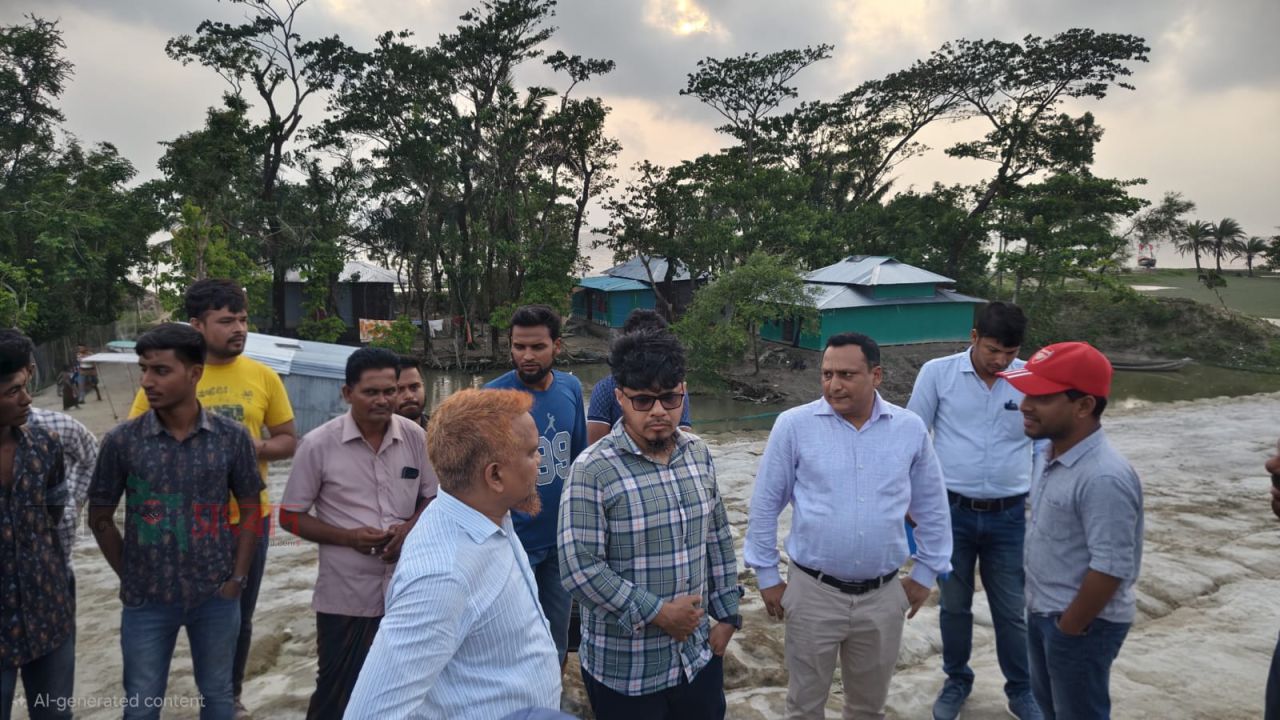 মনপুরার চারপাশে টেকসই বেড়িবাঁধ নির্মাণ ও কার্পেটিং রাস্তা বহালের দাবি মনপুরাবাসীর