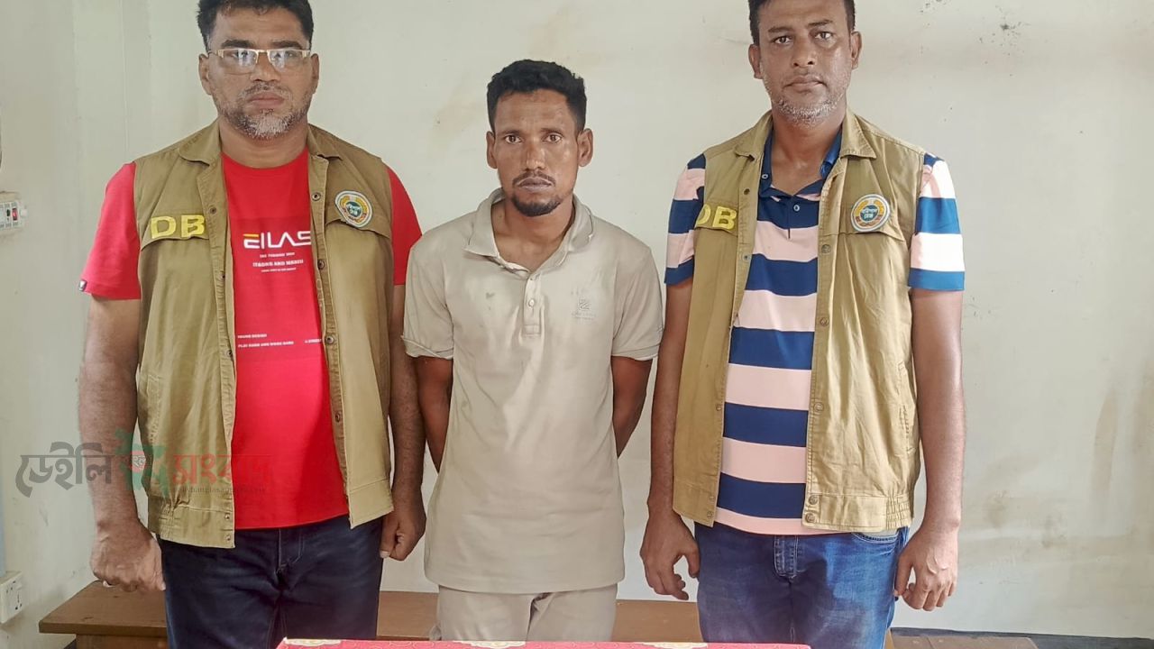 পটুয়াখালীতে ৬০০ পিস ইয়াবাসহ মাদক কারবারি গ্রেফতার