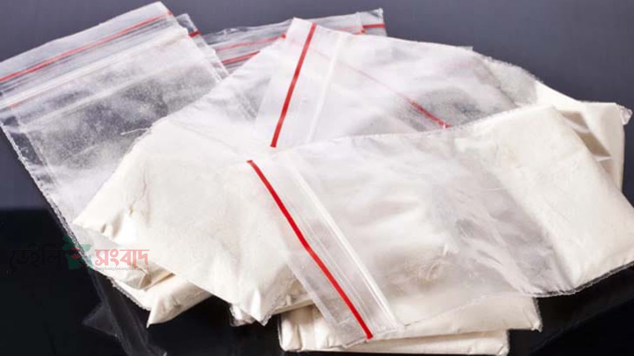 গোদাগাড়ীতে ১ কেজি ৪০ গ্রাম হেরোইন উদ্ধার 