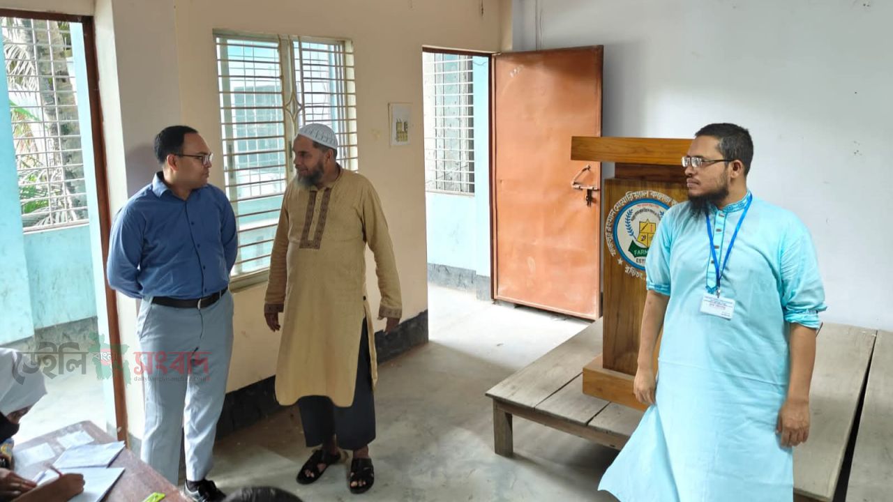 এইচএসসি পরীক্ষার প্রথম দিনে বুড়িচংয়ে অনুপস্থিত ৬৯ পরীক্ষার্থী