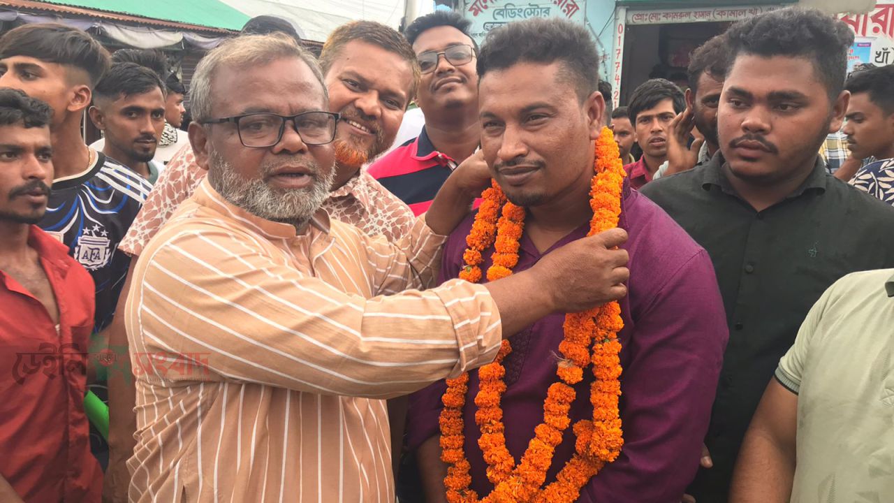 মদনে উপজেলা ও পৌর ছাত্রদলের নবগঠিত কমিটিকে স্বাগত জানিয়ে আনন্দ মিছিল