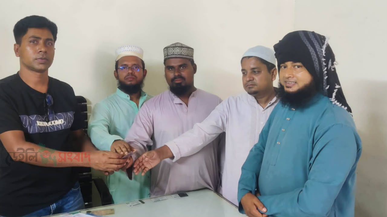 মাদ্রাসার উন্নয়নে আর্থিক অনুদান দিলেন চেয়ারম্যান প্রার্থী মিলন মিয়া