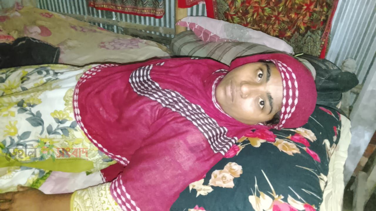 পীরগাছায় ক্যান্সার আক্রান্ত গৃহবধূকে বাঁচাতে প্রয়োজন ৫ লক্ষ টাকা