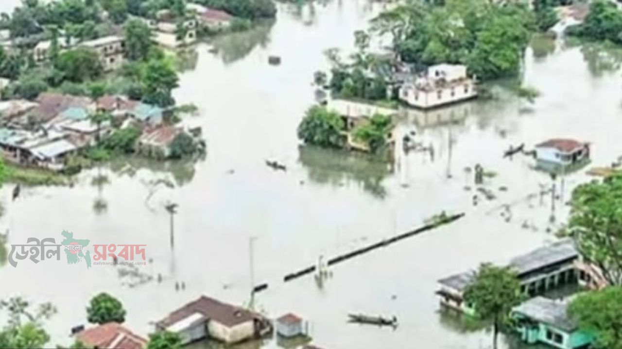 চট্টগ্রামের বন্যাদুর্গত মানুষের পাশে দাঁড়ানোর এখনই সময়
