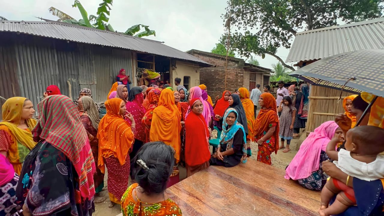 চুয়াডাঙ্গায় রেখা পরিবহনের ধাক্কায় ৪ বছরের শিশুর মৃত্যু: শোকের ছায়া এলাকায়