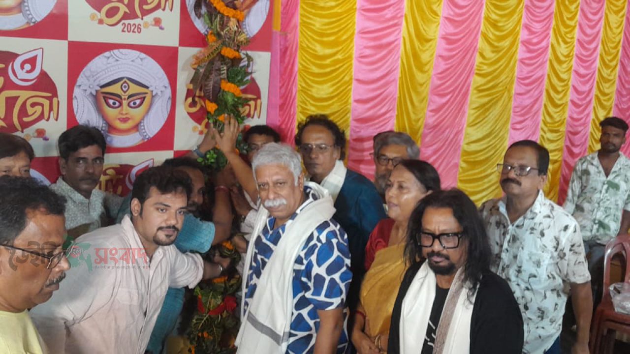 রথযাত্রার শুভ লগ্নে-স্বাধীনতা দিবস উৎসব উদযাপন সমিতির ১৩ তম বর্ষ দুর্গোৎসবের খুঁটি পুজোর শুভ সূচনা হলো।