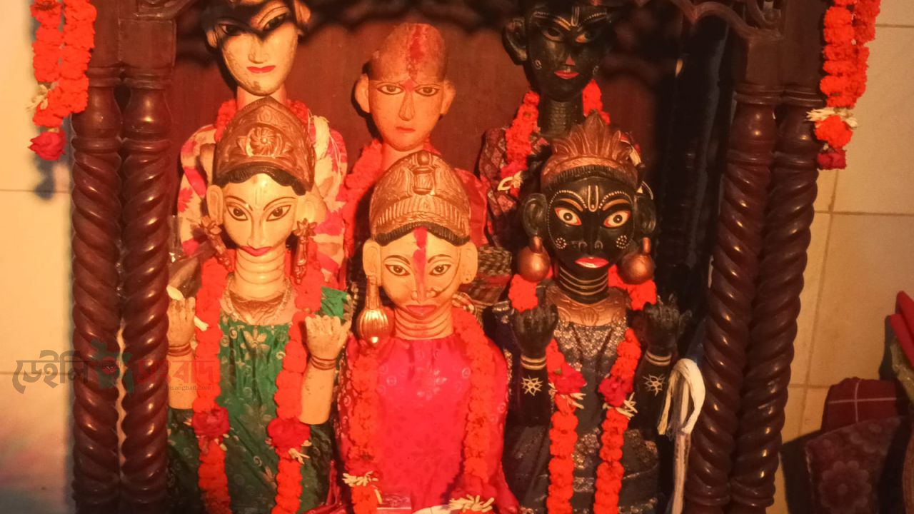 দক্ষিণ রাউজানের পশ্চিম গুজরায় ধর্মীয় ভাবগাম্ভীর্যে শ্রীশ্রী জগন্নাথ দেবের রথযাত্রা উৎসব অনুষ্ঠিত