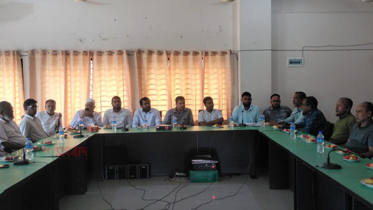 মনপুরায় ফ্যামিলি কার্ড শুমারি কার্যক্রম বাস্তবায়নে আলোচনা সভা অনুষ্ঠিত