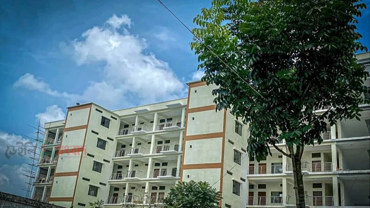 চুয়াডাঙ্গার ফার্স্ট ক্যাপিটাল ইউনিভার্সিটি অনির্দিষ্টকালের জন্য বন্ধ