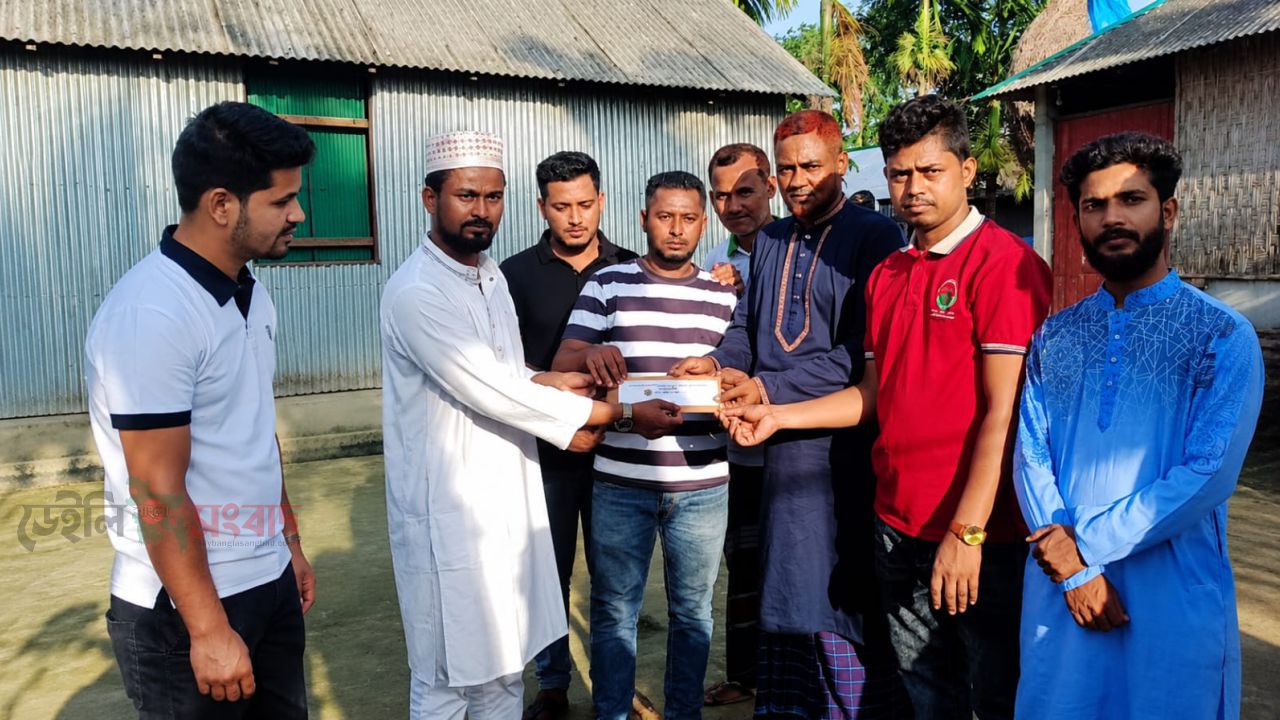 পঞ্চগড়ে জুলাই গণঅভ্যুত্থানের শহীদ পরিবারের পাশে প্রধানমন্ত্রীর উপহার