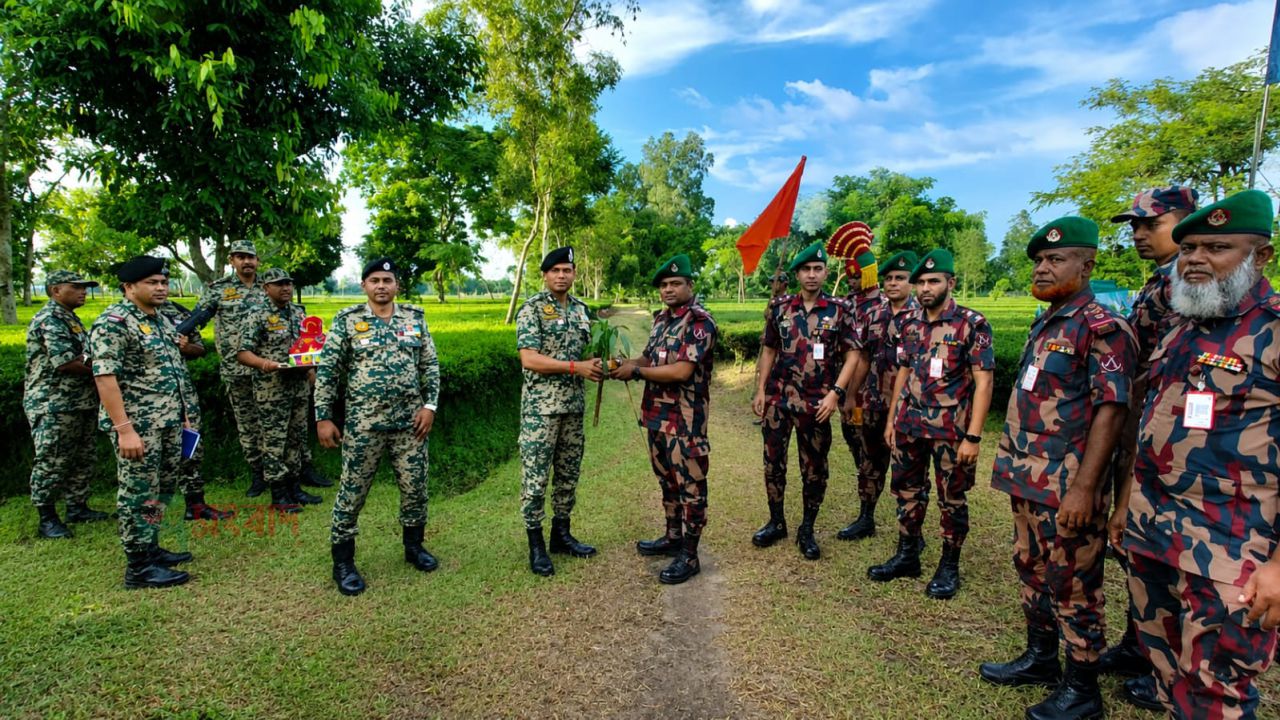 পঞ্চগড়ে বিজিবি-বিএসএফের অধিনায়ক পর্যায়ের বৈঠক, সীমান্তে পুশইন ও গুলি বন্ধে গুরুত্ব