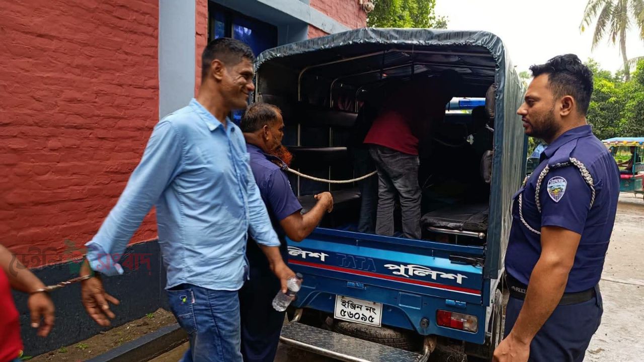 নবীনগরে পল্লী বিদ্যুৎ কর্মকর্তাদের ওপর হামলা ও হুমকি প্রদানের অভিযোবগে মোয়াজ্জেম গ্রেপ্তার।