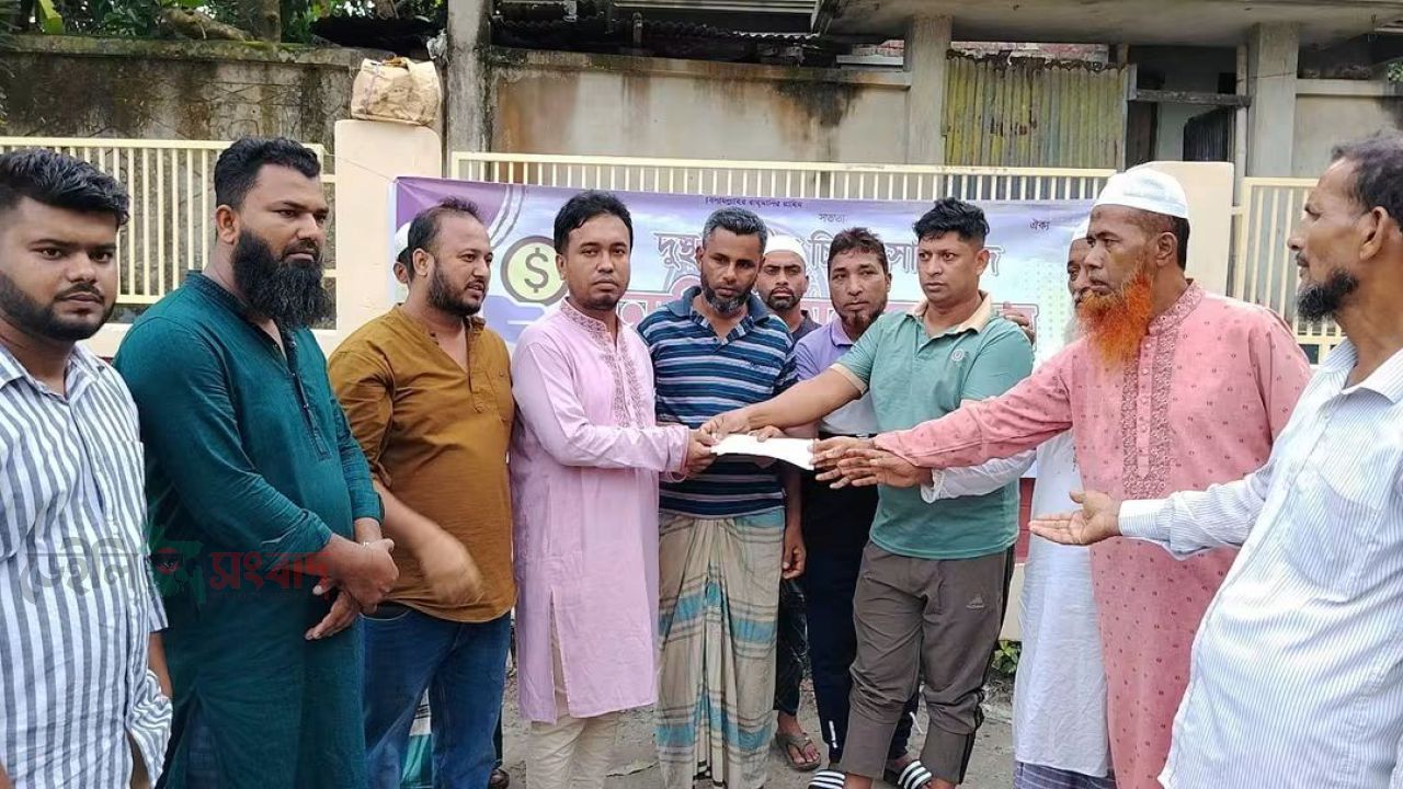 দোয়া ও মোনাজাতে 'দুতিয়াপুর প্রবাসী কল্যাণ ফাউন্ডেশন'-এর আত্মপ্রকাশ