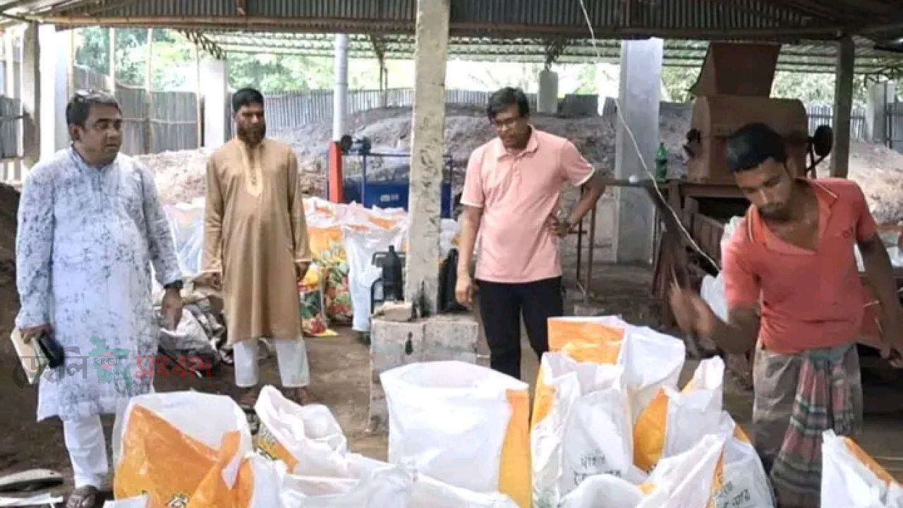অন্য প্রতিষ্ঠানের প্যাকেট ব্যবহার করার অভিযোগে জামান এগ্রো ফার্মকে ৫০ হাজার টাকা জরিমানা।     