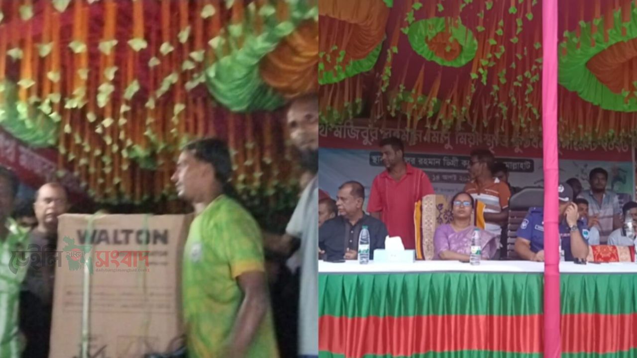 মোল্লাহাটে ৪ দলিয় মিলু মিয়া স্মৃতি ফুটবল খেলায় রুপসা নৈহাটি একাডেমী চেম্পিয়ান