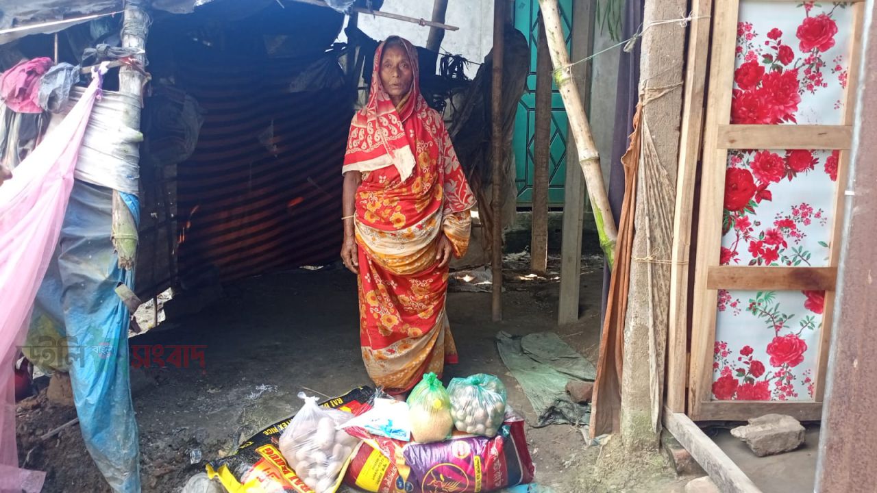ব্যারিস্টার রাশিদুলের মানবিক সহায়তায় রাহেলার মুখে হাসি, অশ্রুসিক্ত নয়নে জানালেন কৃতজ্ঞতা