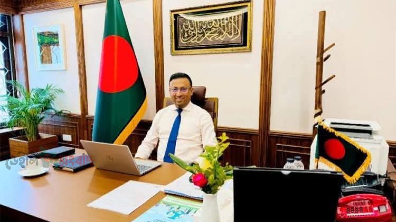 পররাষ্ট্র উপদেষ্টা থেকে প্রতিমন্ত্রী, সিলেট-২-এর রাজনীতিতে নতুন অধ্যায় হুমায়ুন কবিরের