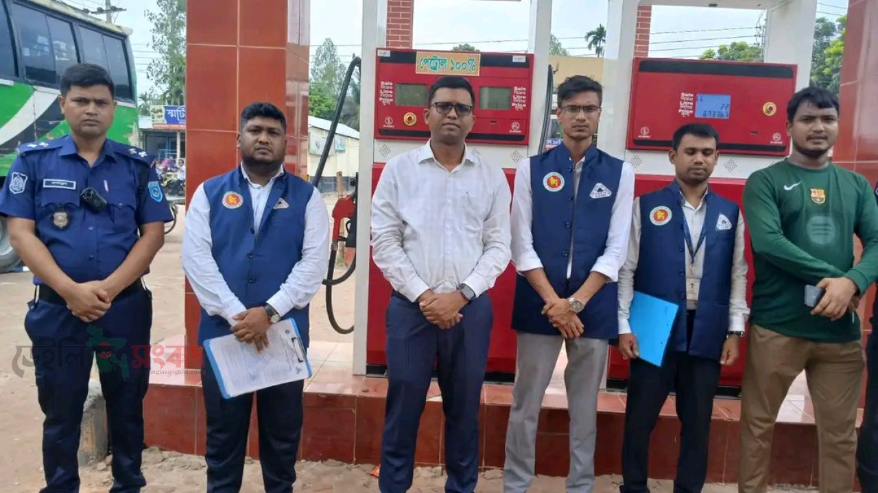 ডিমলায় বিএসটিআই ও উপজেলা প্রশাসনের যৌথ অভিযান: একটি প্রতিষ্ঠানকে ৫০ হাজার টাকা জরিমানা
