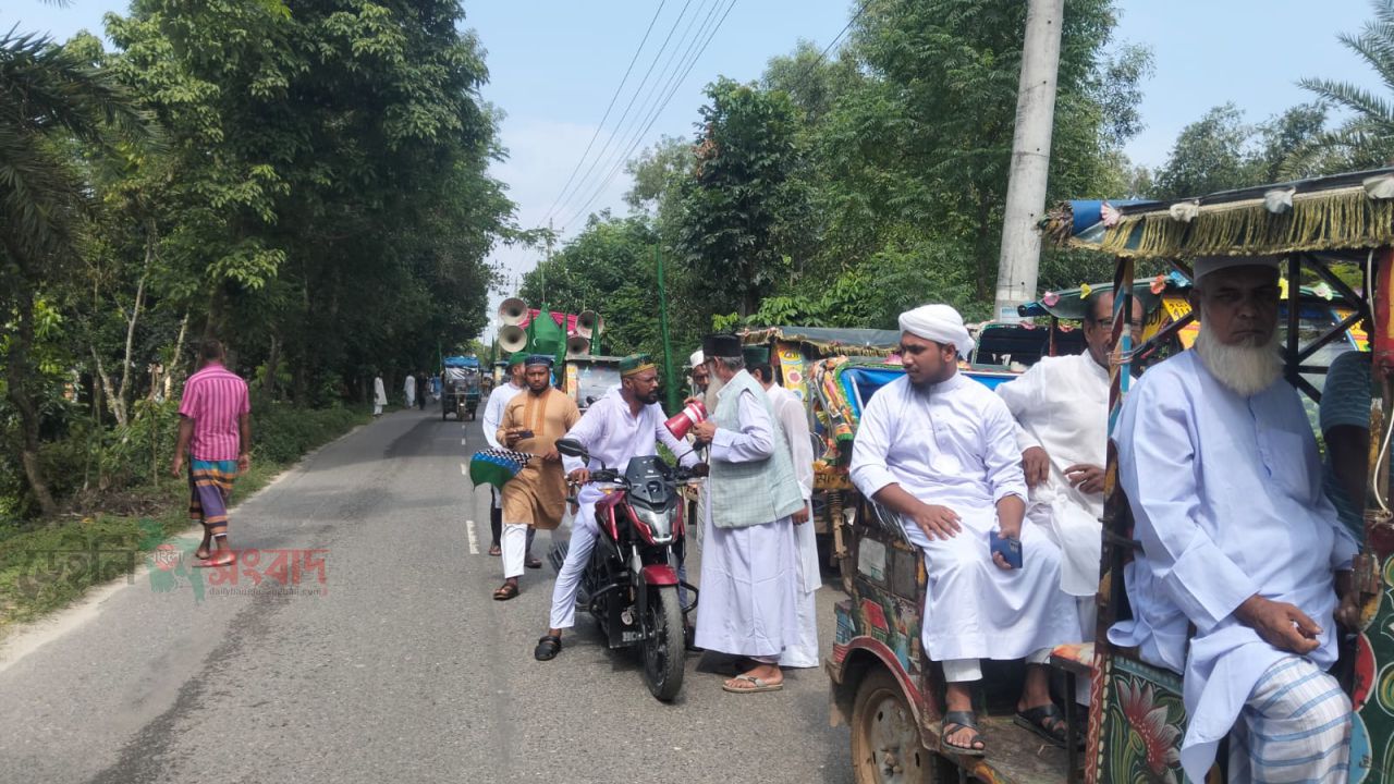 শ্রীপুরে আব্বাসিয়া দরবার শরিফের উদ্যোগে ঈদে মিলাদুন্নবী সাল্লাল্লাহু আলাইহি ওয়াসাল্লাম উপলক্ষে জশনে জুলুস