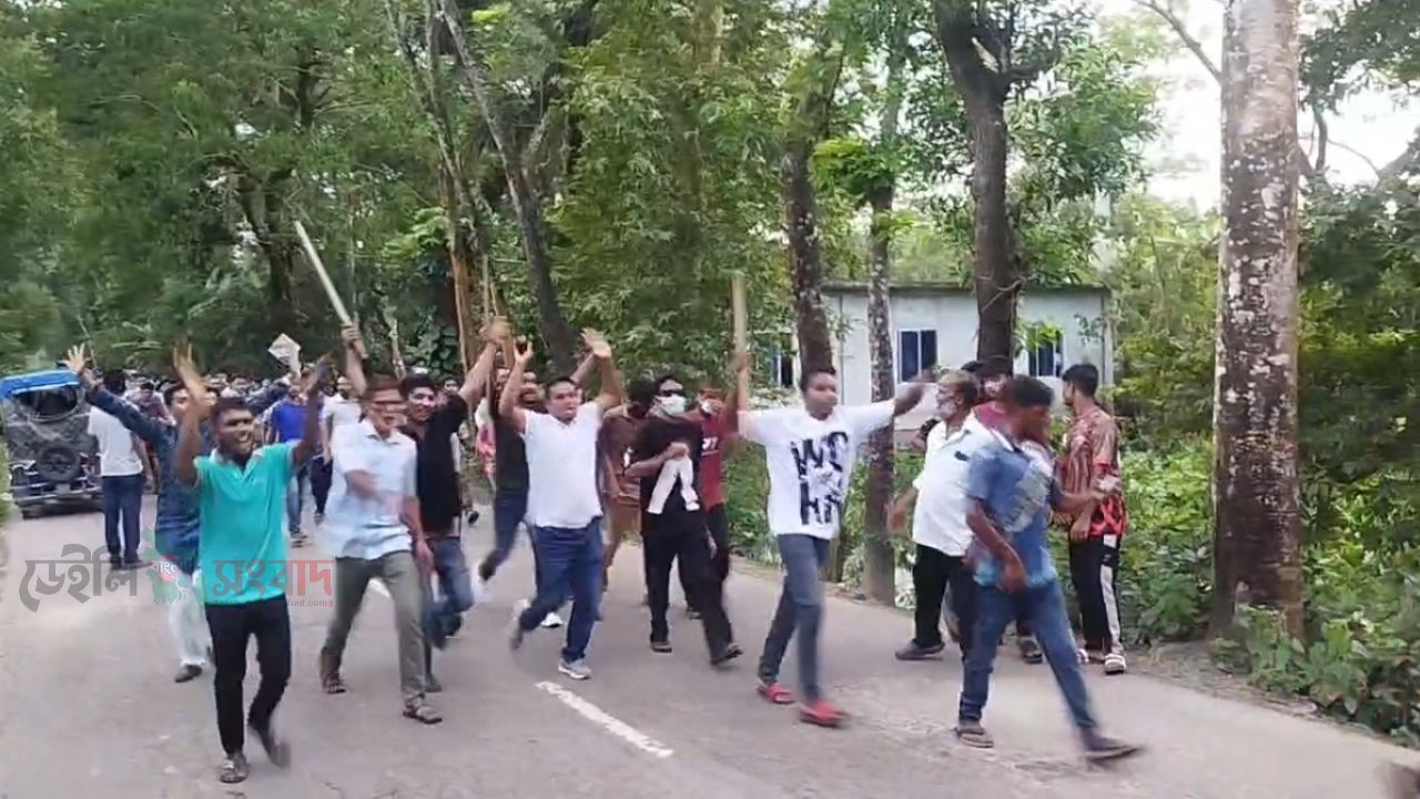 নতুন কমিটি নিয়ে যুবদলে বিভক্তি, দুমকিতে সংঘর্ষ-ভাঙচুর