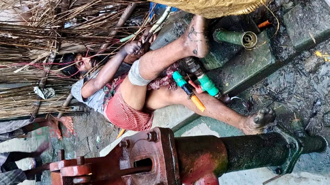 দামুড়হুদায় মটর চুরি করতে গিয়ে বিদ্যুৎস্পৃষ্টে চোরের মৃত্যু