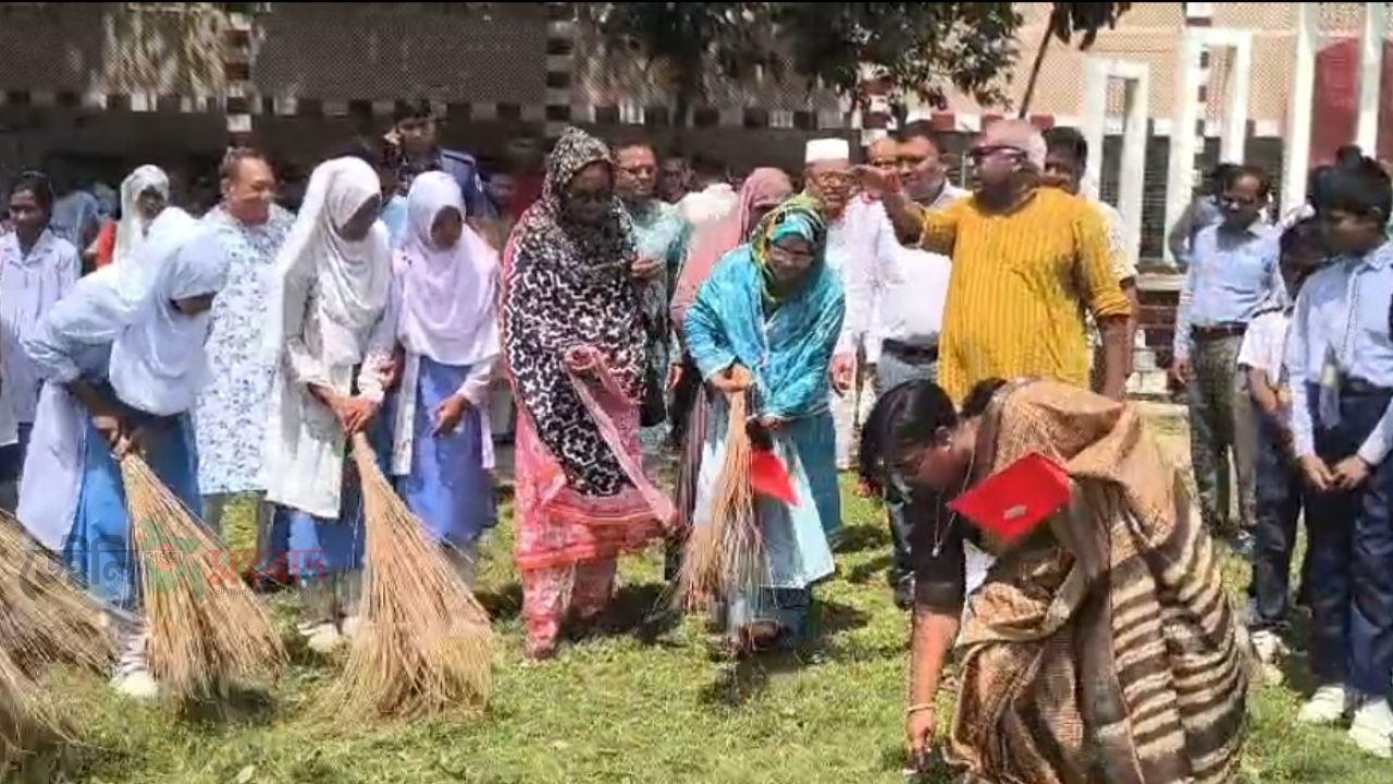 কুড়িগ্রামে ডেঙ্গু প্রতিরোধ ও পরিচ্ছন্নতা অভিযান ২০২৬-এর উদ্বোধন