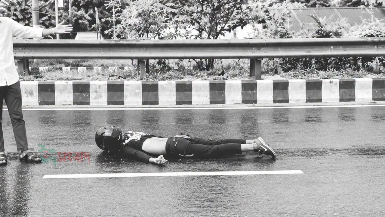 কালিয়াকৈরে সড়ক দুর্ঘটনায় মোটরসাইকেল আরোহী নিহত 