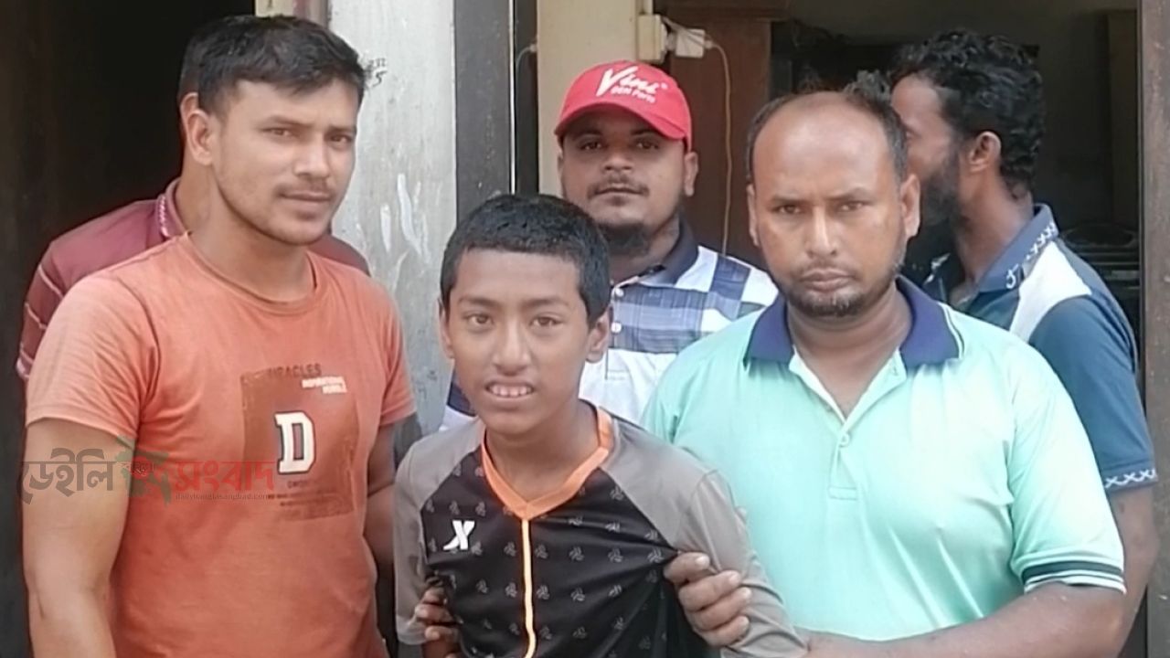 কোয়া গ্রামের প্রতিবন্ধী ওমর ফারুকের চিকিৎসার জন্য মানবিক সহায়তার আবেদন