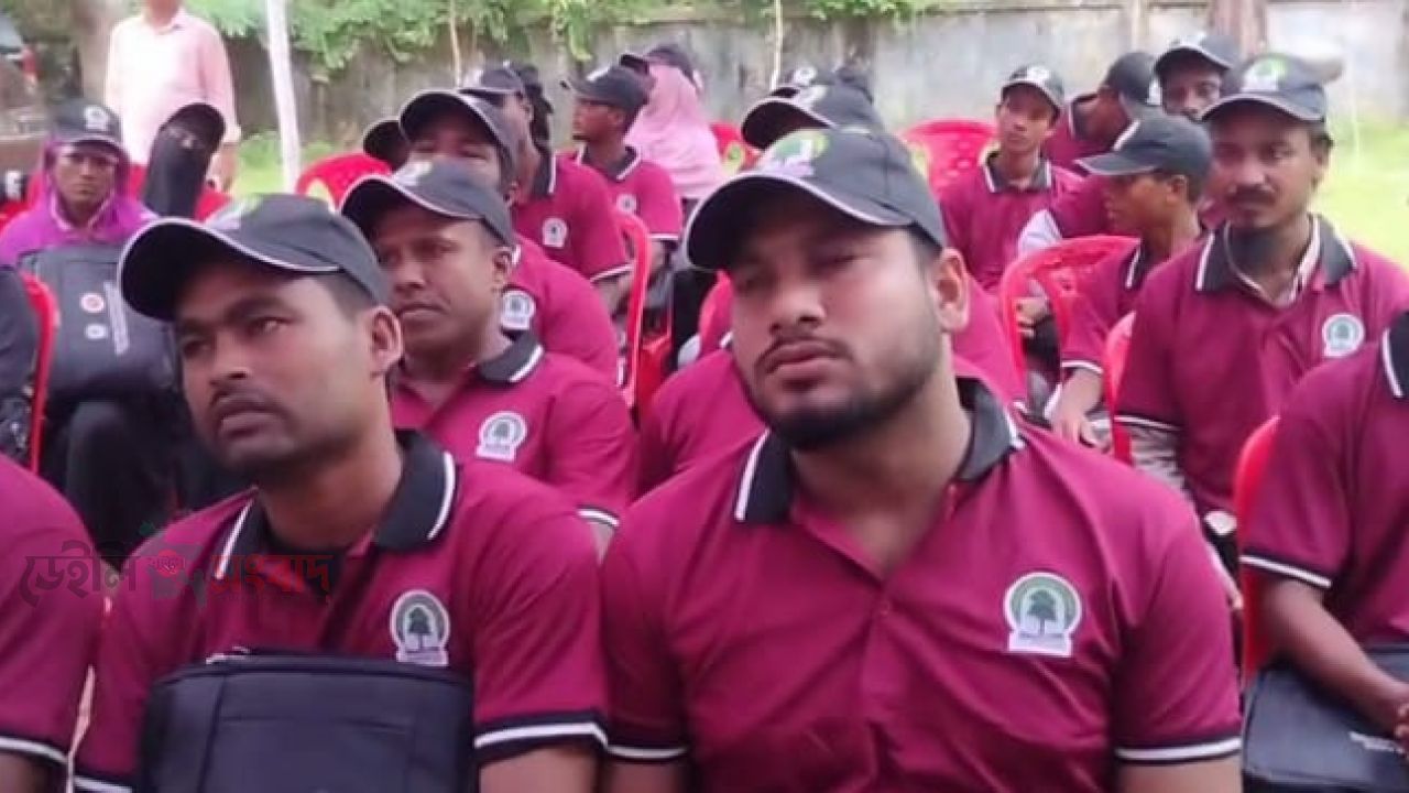 উখিয়ায় বনবিভাগের আয়োজনে অংশীদারদের জন্য সচেতনতা মুলক কর্মশালা অনুষ্ঠিত 