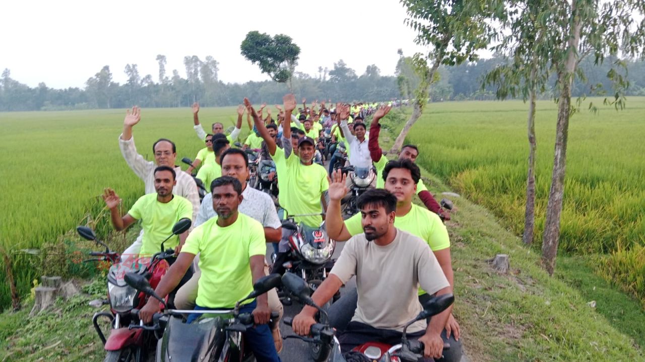পীরগাছায় মাদকবিরোধী শোডাউন,১৩ পূজামণ্ডপ পরিদর্শন করলেন বিএনপি নেতা জিল্লুর রহমান