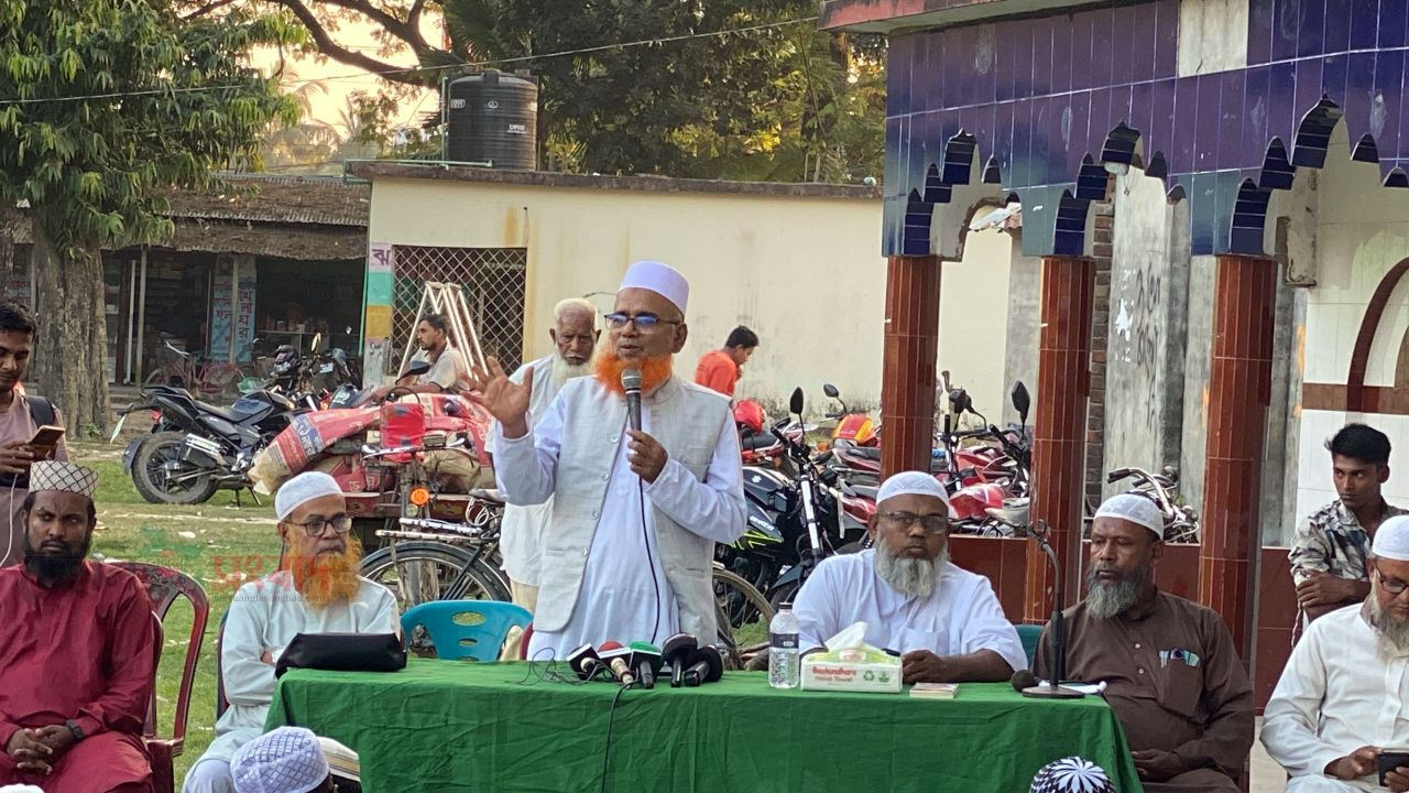 ঝিনাইদহে লং মার্চ সফল করতে মধুহাটীতে জামায়াতের জনশক্তি সমাবেশ