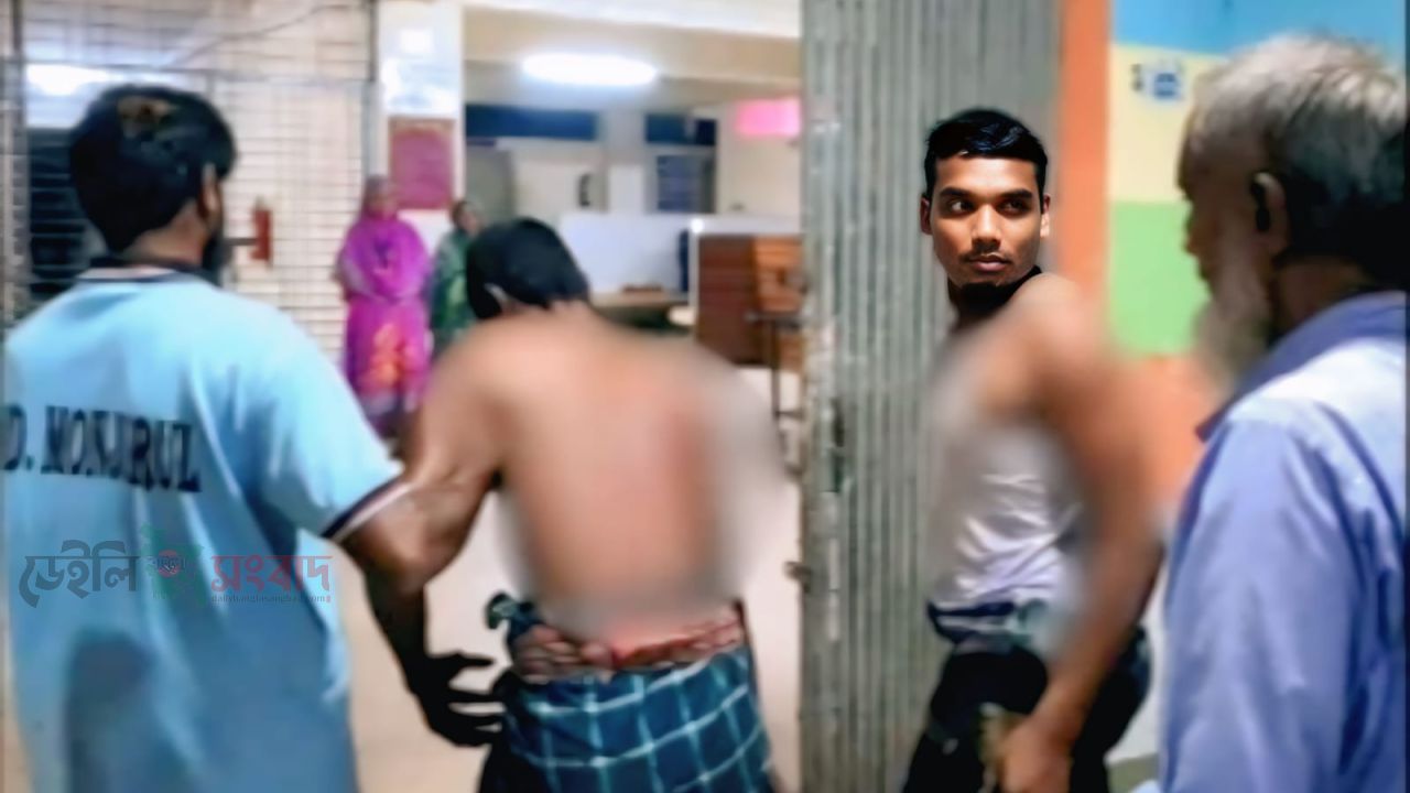 লালমনিরহাট সীমান্তে বাঘের আতঙ্ক, হামলায় আহত ৩ বাংলাদেশি।