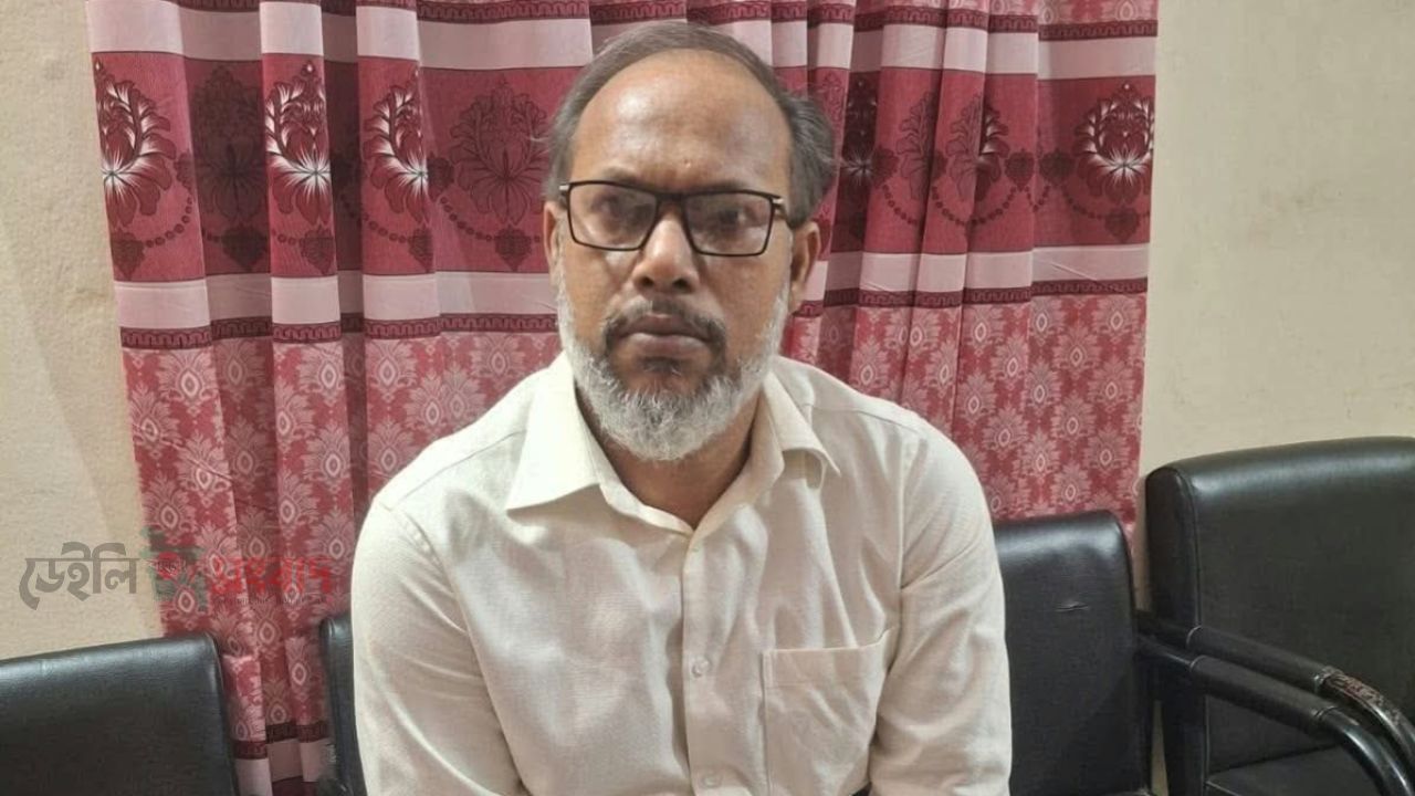 নাটোরের গুরুদাসপুরে ছাত্রদল নেতা শাকিল হত্যা: ডিবি হেফাজতে এমপি আজিজের ছেলে মিন্টু, জিজ্ঞাসাবাদ চলছে
